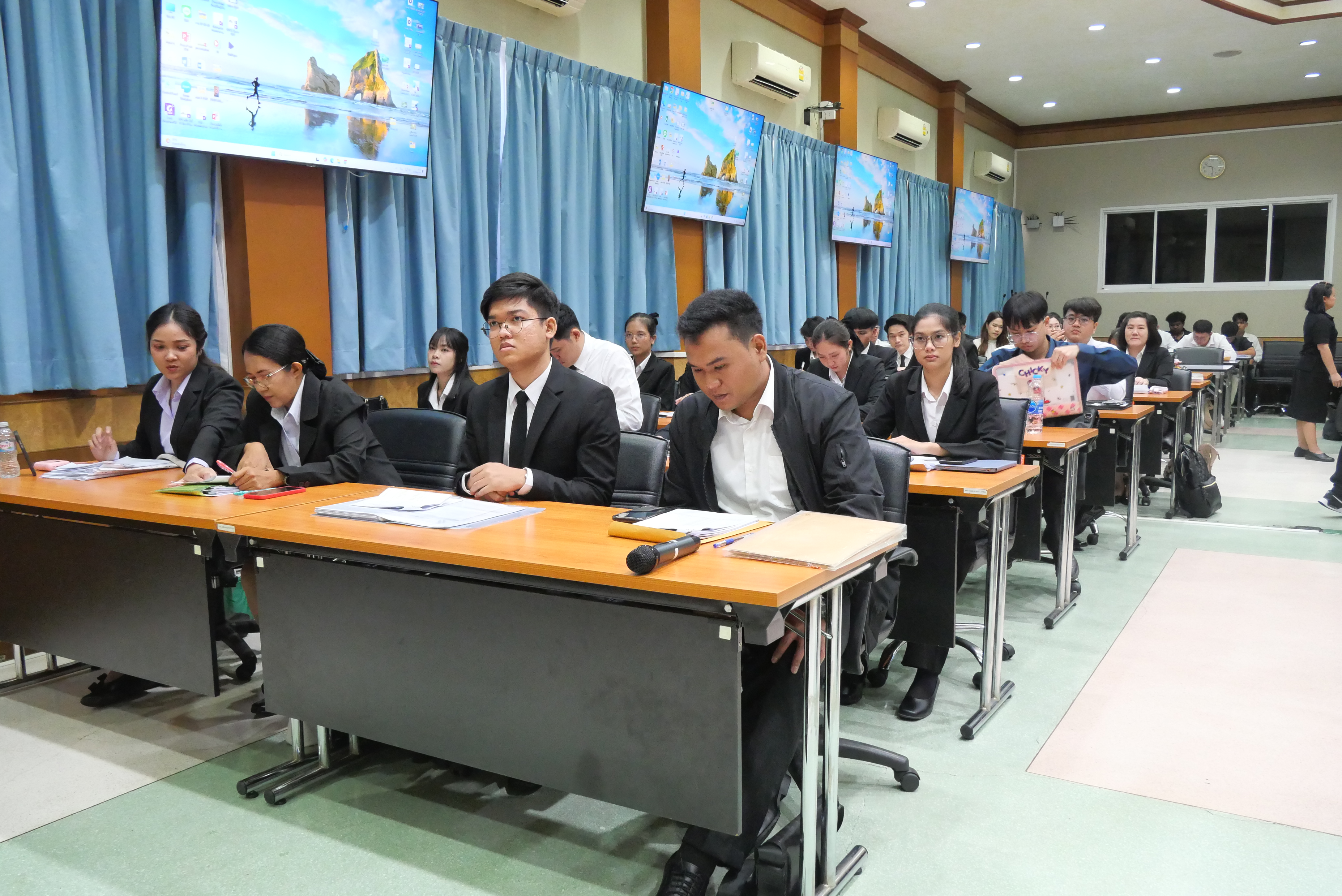 title - ส.ป.ก. รับรายงานตัวข้าราชการบรรจุใหม่  เพื่อบรรจุและแต่งตั้งบุคคลเข้ารับราชการในตำแหน่งต่างๆ